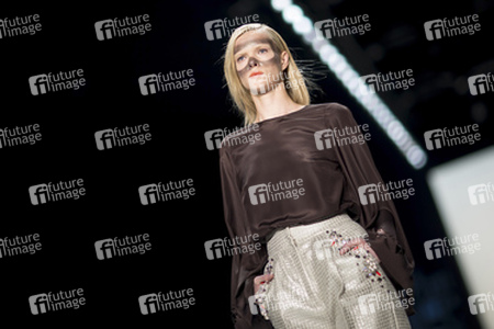 Stephan Pelger Model