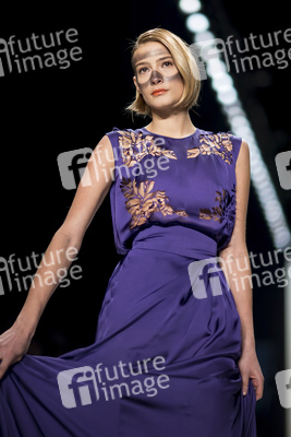 Stephan Pelger Model