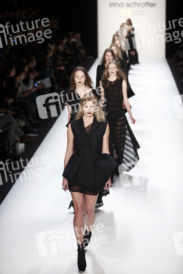 Irina Schrotter Model