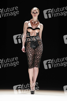 Dawid Tomaszewski Model