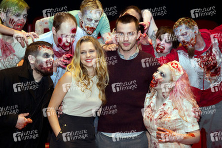 Teresa Palmer, Nicholas Hoult