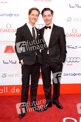 Tom Schilling, Tom Payne