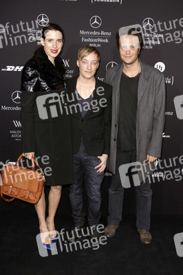 Julia Malik, August Diehl mit Gast