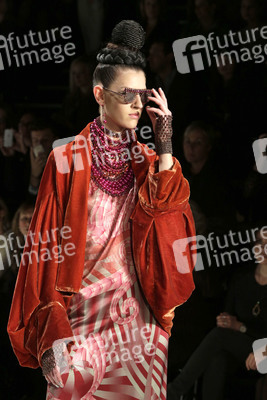 Miranda Konstantinidou Model