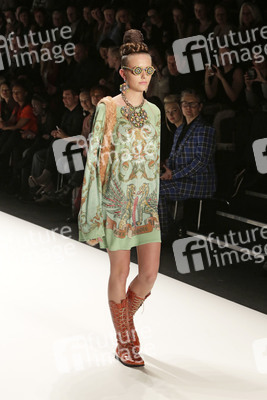 Miranda Konstantinidou Model