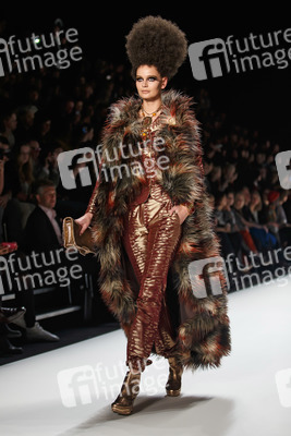 Guido Maria Kretschmer Model