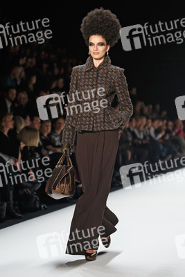 Guido Maria Kretschmer Model