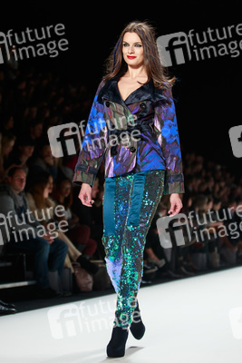 Marcel Ostertag Model