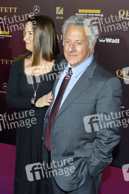 Dustin Hoffmann mit Ehefrau Lisa Gottsegen