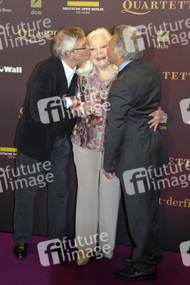 Tom Courtenay, Gwyneth Jones, Dustin Hoffman