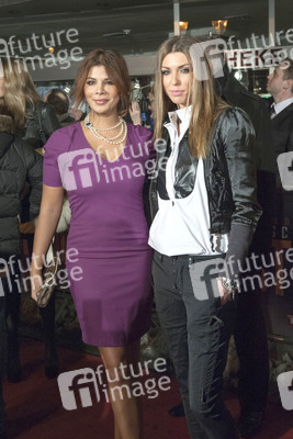 Indira Weis mit Gast