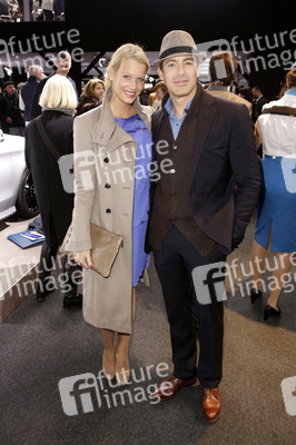 Gedeon Burkhard mit Freundin Anika Bormann