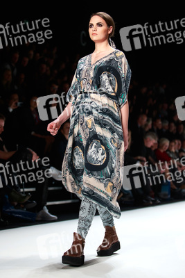 Kätlin Kaljuvee Model