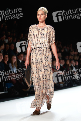 Kätlin Kaljuvee Model