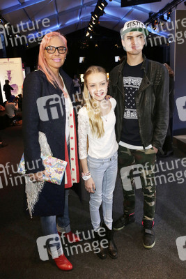 Natascha Ochsenknecht mit Tochter Cheyenne Ochsenknecht, Jimi Blue Ochsenknecht