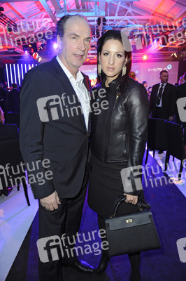 Herbert Knaup, Minu Barati Fischer