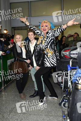 Joey Heindle mit Freundin Jacqueline Heinrichs, Olivia Jones