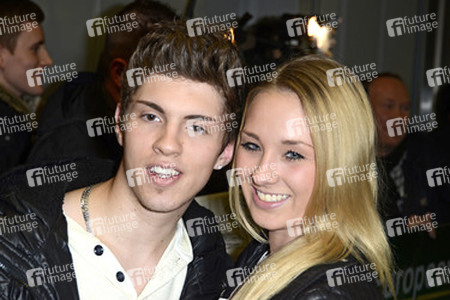 Joey Heindle mit Freundin Jacqueline Heinrichs