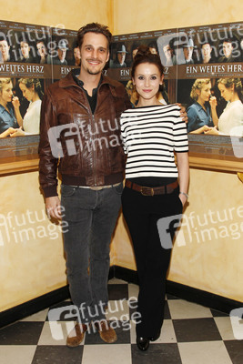 Max von Thun, Peri Baumeister