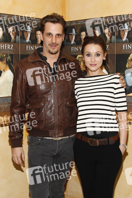 Max von Thun, Peri Baumeister