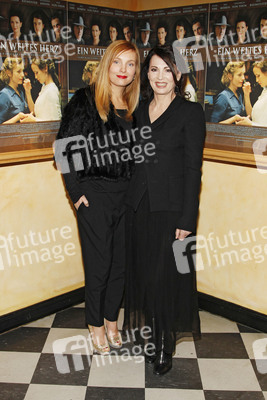 Nadja Uhl, Iris Berben