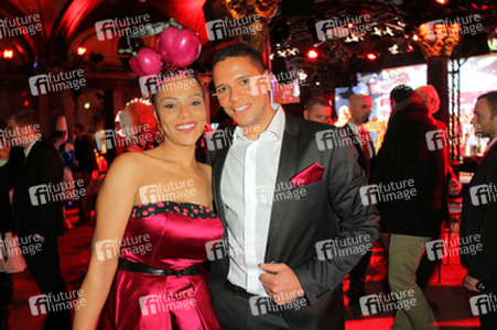 Kena Amoa mit Schwester Ella