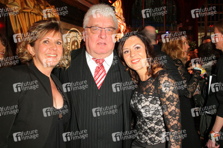 Hans Meiser mit LebensgefÄhrtin Katrin Simon und Tochter Sarah