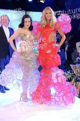 Dita Von Teese, Rosanna Davison