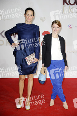 Anja Knauer, Karoline Schuch