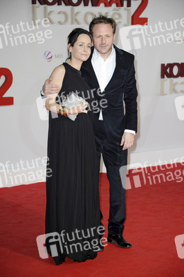 Samuel Finzi mit Freundin