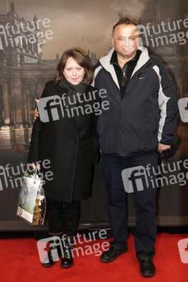 Marie Gruber mit Begleitung