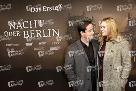 Jan Josef Liefers, Anna Loos