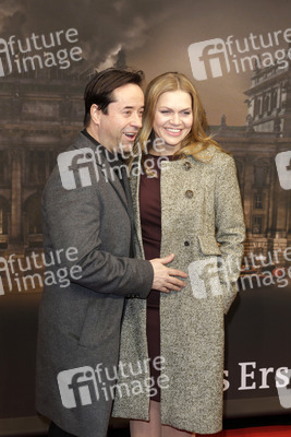 Jan Josef Liefers, Anna Loos