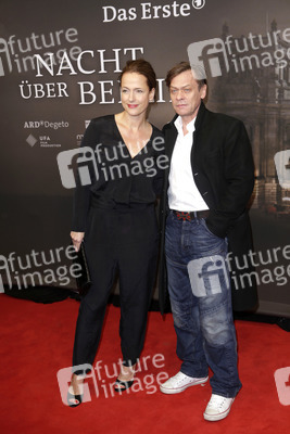 Claudia Michelsen, Sylvester Groth