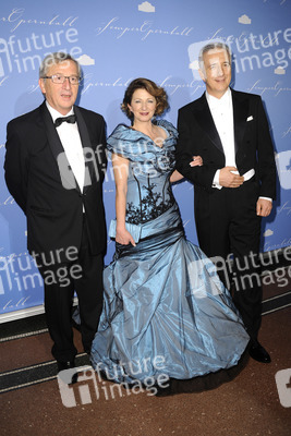 Jean-Claude Juncker, Stanislaw Tillich mit Ehefrau Veronika