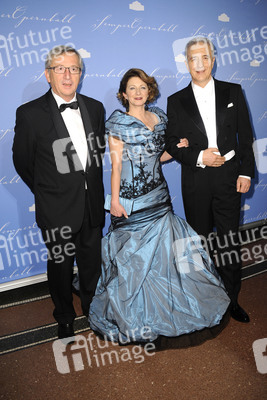 Jean-Claude Juncker, Stanislaw Tillich mit Ehefrau Veronika