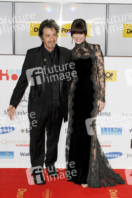 Al Pacino mit Freundin Lucila Sola