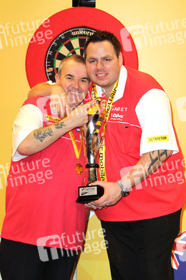 Phil Taylor, Adrian Lewis (England)