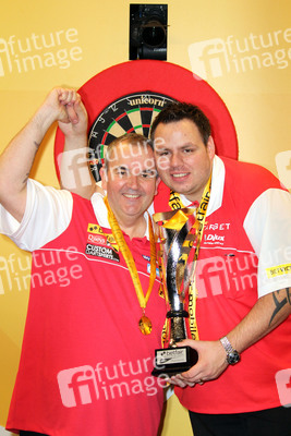 Phil Taylor, Adrian Lewis (England)