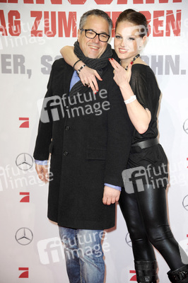 Charles Rettinghaus, Isabella Vinet