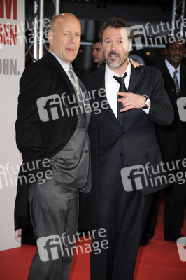 Bruce Willis, Sebastian Koch