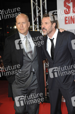 Bruce Willis, Sebastian Koch