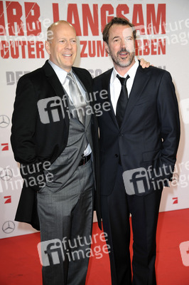 Bruce Willis, Sebastian Koch