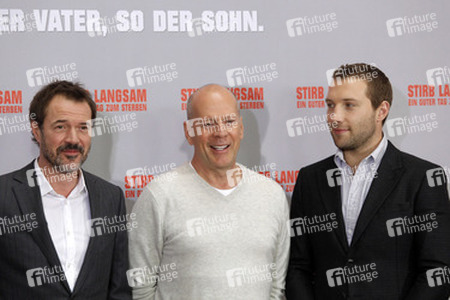 Sebastian Koch, Bruce Willis, Jai Courtney