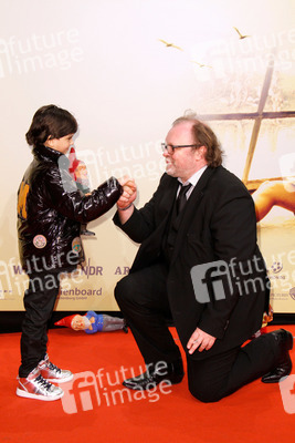 Ilyes Moutaoukkil, Stefan Arndt