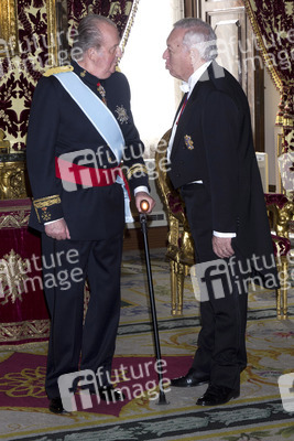 Juan Carlos I. von Spanien, José Manuel Garcia-Margallo
