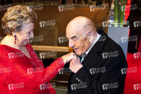 Marie-Luise Marjan, Artur Brauner