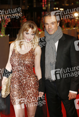 Sophie Adell, Hannes Jaenicke