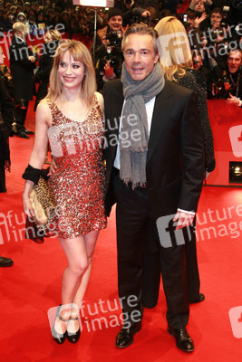 Sophie Adell, Hannes Jaenicke