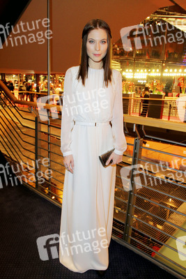 Nora von Waldstätten